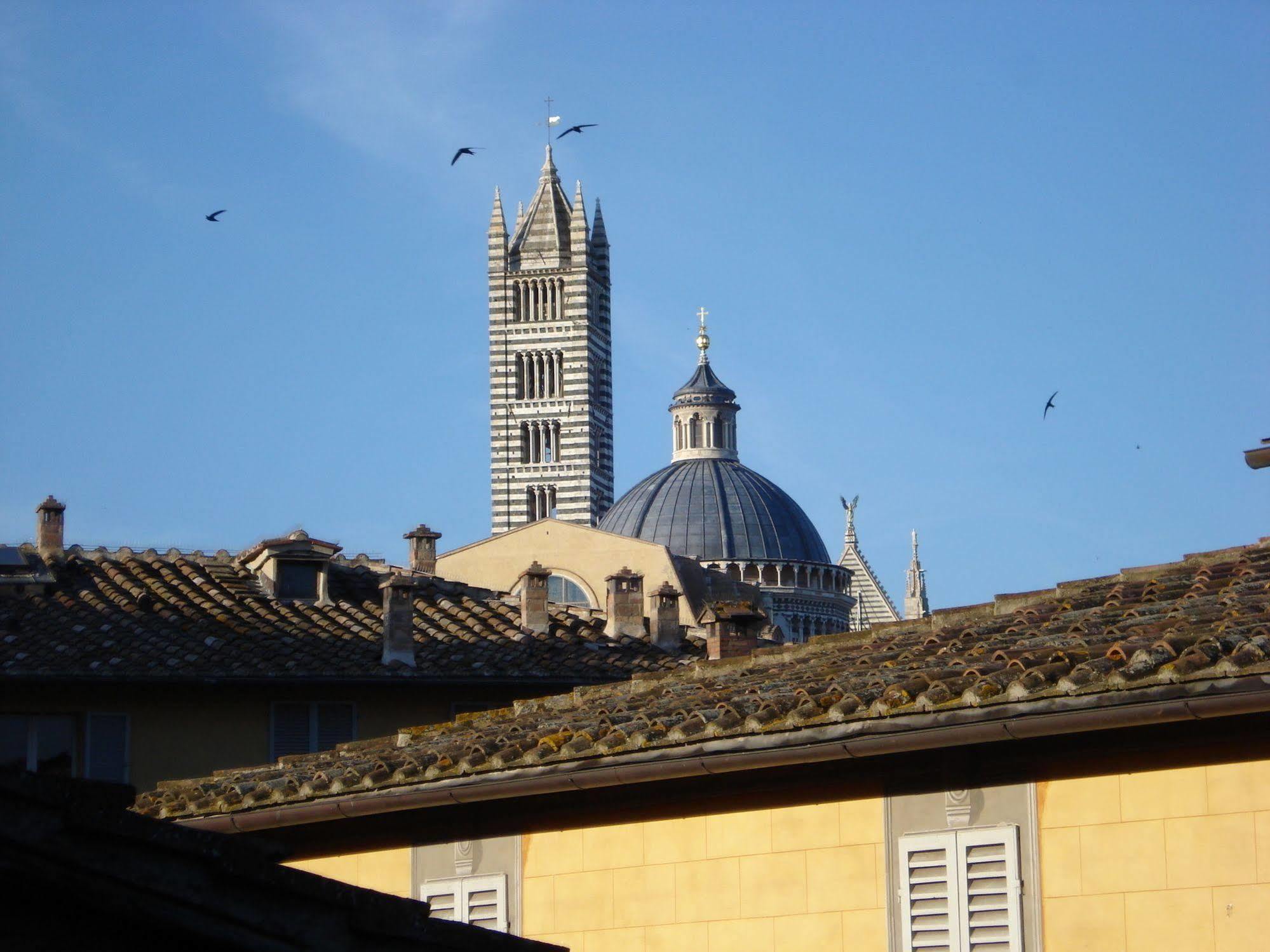 La Casa Di Antonella Hotel Siena Exterior foto