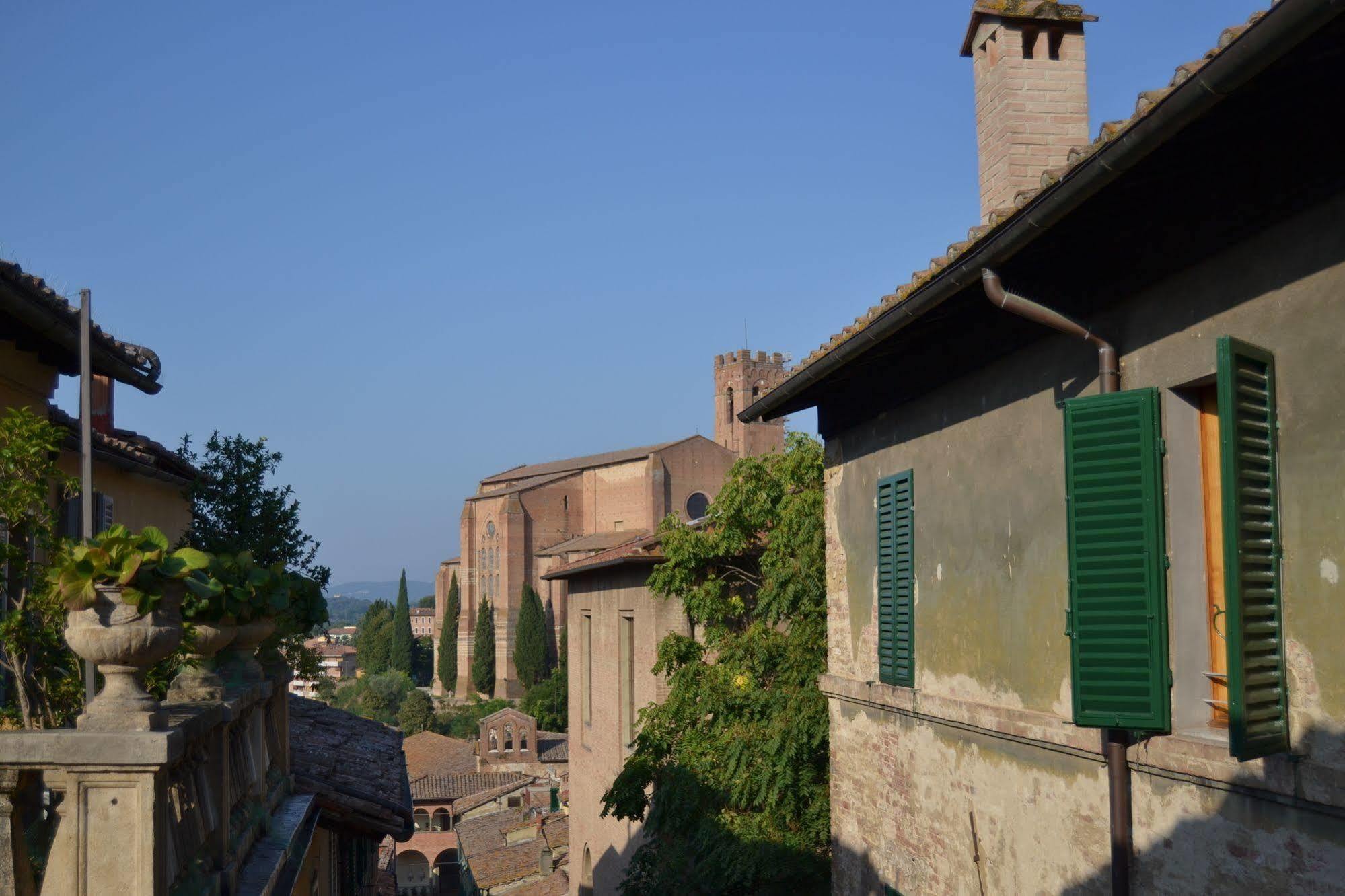 La Casa Di Antonella Hotel Siena Exterior foto